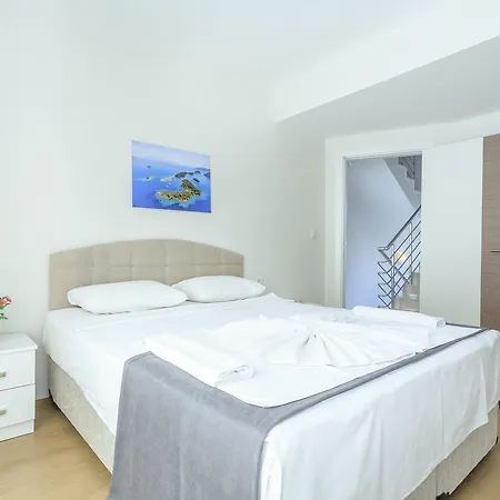 Tala 15 Villa